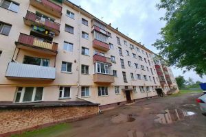 Продам квартиру 3-х комнатную с общей площадью 54.3м2, 5/5 эт., на улице Элеваторная, г. Вологда, Вологодская обл., Россия, агентство JCat