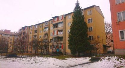 Продам квартиру 3-х комнатную с общей площадью 87.5м2, 3/5 эт., на улице Куйбышева, г. Владикавказ, Северная Осетия-Алания респ., Россия, агентство Джойнио. Фотография №1