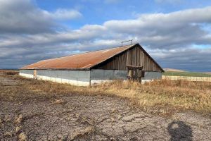 Продам производственно-складское помещение с общей площадью 2699.8м2, на улице Новая, г. Пок белопольск, Красноярский край, Россия, агентство JCat