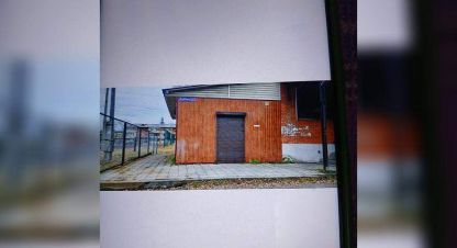 Купить торговое помещение, 37.4 кв. м. Фотография №1 Продам торговое помещение с общей площадью 37.4м2, на улице Ленина, г. Слюдянка, Иркутская обл., Россия, агентство Джойнио. Фотография №1