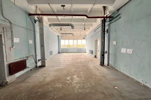 Сдам производственно-складское помещение с общей площадью 1649.2м2, на улице Красный тракт, г. Шлиссельбург, Ленинградская обл., Россия, агентство JCat