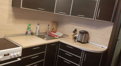 Сдам квартиру 2-х комнатную с общей площадью 52.6м2, 3/9 эт., на улице Южный Бульвар, Ленинский район район, г. Челябинск, Челябинская обл., Россия, агентство Сервис по недвижимости ИМЛС. Фотография №1