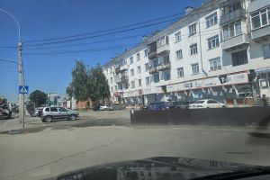 Сдам торговое помещение с общей площадью 392.7м2, на улице Пр-кт калинина, Октябрьский район, г. Барнаул, Алтайский край, Россия, агентство Сервис по недвижимости ИМЛС