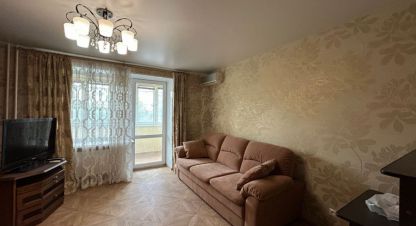 Купить квартиру 3-х комнатную, 102.5 кв. м., Россия, г. Волгоград. Фотография №8