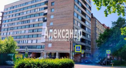 Продам квартиру 3-х комнатную с общей площадью 73м2, 2/11 эт., на улице Ленинградская выборгский  мо выборгскоеское поселение выборбульв кутузова, Выборгский район, г. Выборг, Ленинградская обл., Россия, агентство Александр-Недвижимость. Фотография №1