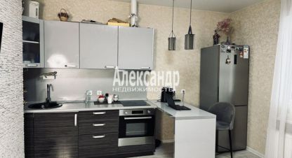 Продам квартиру с общей площадью 27.8м2, 4/21 эт., на улице Ленинградская всеволожский  заневскоеское поселение кудрово европейский 18к2 подъезд, Всеволожский район, г. Кудрово, Ленинградская обл., Россия, агентство Александр-Недвижимость. Фотография №1
