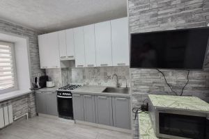 Продам квартиру 2-х комнатную с общей площадью 56.8м2, 1/3 эт., на улице Малая рыбацкая, г. Углич, Ярославская обл., Россия, агентство ИП Фёдорова