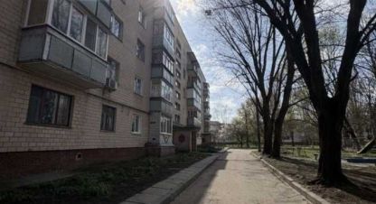 Продам квартиру 3-х комнатную с общей площадью 65м2, 5/5 эт., на улице Доценко, г. Чернигов , Черниговская обл., Украина, агентство Aspo.biz. Фотография №1