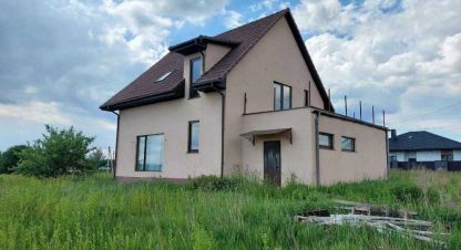 Купить дом 4-х комнатную, 175 кв. м. Фотография №10 Купить дом 4-х комнатную, 175 кв. м., Украина, г. Гаразджа. Фотография №10