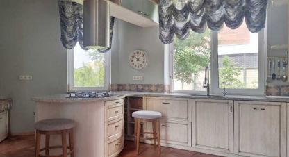 Снять квартиру, 250 кв. м., Украина, г. Плюты. Фотография №10