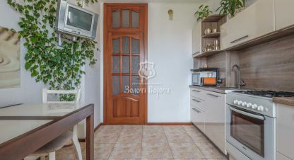 Купить квартиру 3-х комнатную, 70.2 кв. м. Фотография №10 Купить квартиру 3-х комнатную, 70.2 кв. м., Украина, г. Киев. Фотография №10
