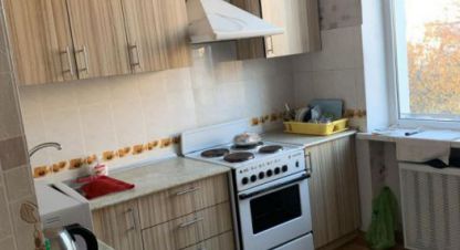 Продам квартиру 2-х комнатную с общей площадью 48.2м2, 3/3 эт., на улице Трамвайная ул, г. Краснодар, Краснодарский край, Россия, агентство АН Кредо. Фотография №1