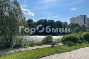 Продам квартиру 2-х комнатную с общей площадью 30.8м2, 2/9 эт., на улице Ленинский, г. Химки, Московская обл., Россия, агентство ГорОбмен