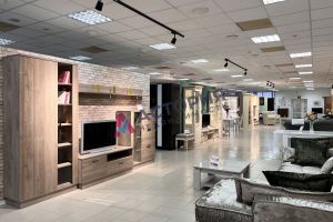 Сдам торговое помещение с общей площадью 300м2, на улице Рязанская ул, Центральный район, г. Тула, Тульская обл., Россия, агентство АН Астория Сдам торговое помещение с общей площадью 300м2, на улице Рязанская ул, Центральный район, г. Тула, Тульская обл., Россия, агентство АН Астория