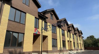 Купить коттедж/дачу, 127 кв. м. Фотография №1 Продам коттедж/дачу с общей площадью 127м2, на улице Рабочий проезд, Центральный район, г. Тула, Тульская обл., Россия, агентство АН Астория. Фотография №1