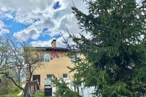 Продам дом 5-ти комнатный с общей площадью 189м2, на улице Пировская ул, Зеленстрой район, г. Тула, Тульская обл., Россия, агентство АН Астория Продам дом 5-ти комнатный с общей площадью 189м2, на улице Пировская ул, Зеленстрой район, г. Тула, Тульская обл., Россия, агентство АН Астория