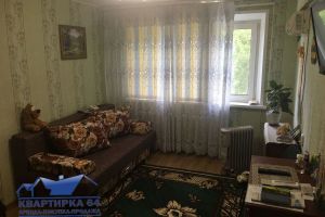 Продам квартиру 2-х комнатную с общей площадью 47м2, 5/5 эт., на улице Комсомольская ул, г. Балаково, Саратовская обл., Россия, агентство Квартирка64