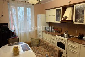 Продам квартиру 3-х комнатную с общей площадью 85.4м2, 4/26 эт., на улице 9 Мая, г. Химки, Московская обл., Россия, агентство МГСН - Московская городская служба недвижимости