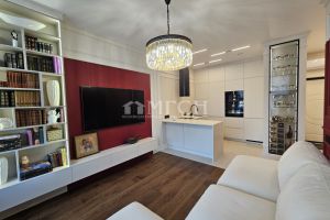 Продам квартиру 1 комнатную с общей площадью 41м2, 10/30 эт., на улице Братьев весниных, г. Москва, Москва, Россия, агентство МГСН - Московская городская служба недвижимости