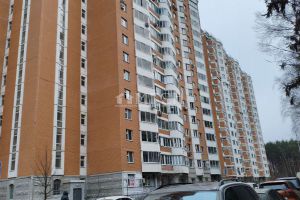 Продам квартиру 2-х комнатную с общей площадью 52м2, 10/17 эт., на улице Квартал изумрудный, г. Балашиха, Московская обл., Россия, агентство МГСН - Московская городская служба недвижимости