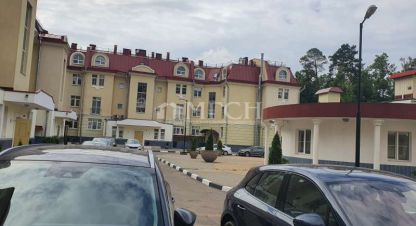 Продам квартиру 5-ти комнатную с общей площадью 192м2, 3/4 эт., на улице Советская, Микро первомайский район, г. Королёв, Московская обл., Россия, агентство МГСН - Московская городская служба недвижимости. Фотография №1