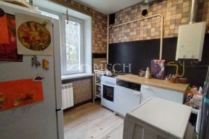 Продам квартиру 2-х комнатную с общей площадью 44м2, 1/5 эт., на улице Гагарина, г. Королёв, Московская обл., Россия, агентство МГСН - Московская городская служба недвижимости