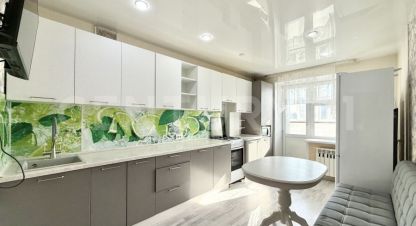 Купить квартиру 1 комнатную, 45 кв. м. Фотография №1 Продам квартиру 1 комнатную с общей площадью 45м2, 7/10 эт., на улице Николая рождественского ул, г. Чебоксары, Чувашия респ., Россия, агентство CENTURY 21 Россия. Фотография №1