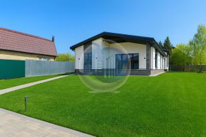 Продам дом 3-х комнатный с общей площадью 130.6м2, г. Калиновка д., Московская обл., Россия, агентство MaxRealty