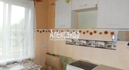 Купить квартиру 2-х комнатную, 30 кв. м. Фотография №1 Продам квартиру 2-х комнатную с общей площадью 30м2, 2/2 эт., на улице Ленинградская тихвин чернышевская, Тихвинский район, г. Тихвин, Ленинградская обл., Россия, агентство Александр-Недвижимость. Фотография №1