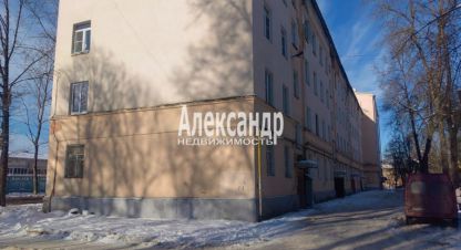 Купить квартиру 3-х комнатную, 73.8 кв. м. Фотография №1 Продам квартиру 3-х комнатную с общей площадью 73.8м2, 4/5 эт., на улице Ленинградская волхов пирогова, Волховский район, г. Волхов, Ленинградская обл., Россия, агентство Александр-Недвижимость. Фотография №1