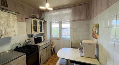 Продам квартиру 3-х комнатную с общей площадью 57.6м2, 5/5 эт., на улице Вячеслава мейера ул, г. Астрахань, Астраханская обл., Россия, агентство Доверие AN. Фотография №1