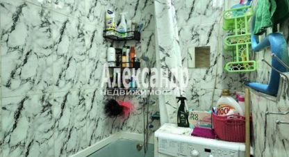 Купить квартиру 2-х комнатную, 49.6 кв. м., Россия, г. Кириши. Фотография №8