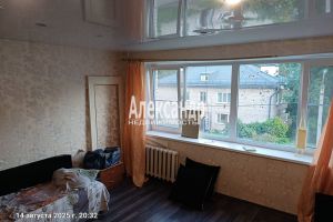 Продам квартиру 2-х комнатную с общей площадью 35.8м2, 3/5 эт., на улице Ленинградская кировский  шлиссельбурпионерский, Кировский район, г. Шлиссельбург, Ленинградская обл., Россия, агентство Александр-Недвижимость