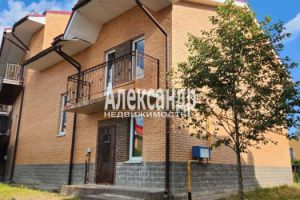 Продам коттедж/дачу 5-ти комнатную с общей площадью 171.5м2, на улице Санкт-петербурзеленогорск липовая, Курортный район, г. Зеленогорск, Санкт-Петербург, Россия, агентство Александр-Недвижимость
