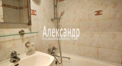 Купить квартиру 3-х комнатную, 72.3 кв. м., Россия, г. Кириши. Фотография №10