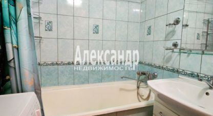 Купить квартиру 3-х комнатную, 72 кв. м., Россия, г. Кириши. Фотография №9