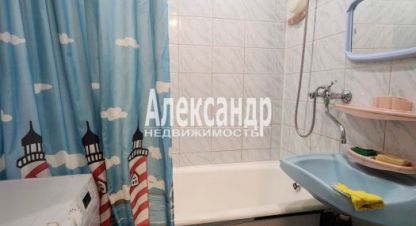 Продаётся 1 комнатная квартира в г. Кириши. Фотография №6