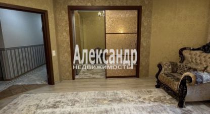 Купить 3-х комнатную квартиру на улице Санкт-петербурпушкинский  посёлок шушары вишерская г. Посёлок шушары. Фотография №4