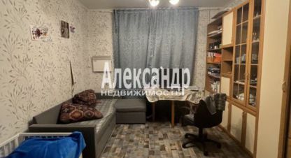 Продам квартиру 3-х комнатную с общей площадью 73м2, 2/2 эт., на улице Ленинградская выборбольшая гвардейская, Выборгский район, г. Выборг, Ленинградская обл., Россия, агентство Александр-Недвижимость. Фотография №1