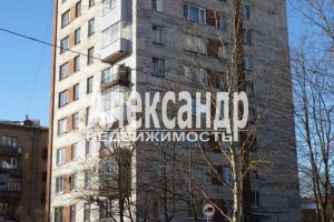 Продам квартиру 3-х комнатную с общей площадью 55.3м2, 1/9 эт., на улице Ленинградская выборкуйбышева, Выборгский район, г. Выборг, Ленинградская обл., Россия, агентство Александр-Недвижимость
