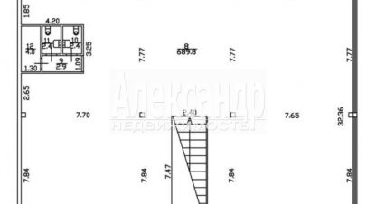 Сдам торговое помещение с общей площадью 700м2, на улице Ленинградская, Гатчинский район, г. Гатчина, Ленинградская обл., Россия, агентство Александр-Недвижимость. Фотография №1