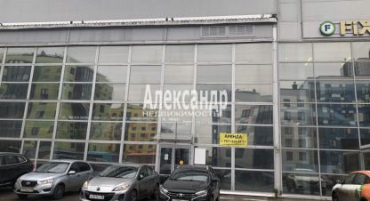 Снять торговое помещение на улице Ленинградская г. Гатчина. Фотография №5