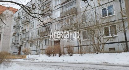 Продам квартиру 1 комнатную с общей площадью 31м2, 1/5 эт., на улице Ленинградская выборкривоносова 11 подъезд, Выборгский район, г. Выборг, Ленинградская обл., Россия, агентство Александр-Недвижимость. Фотография №1