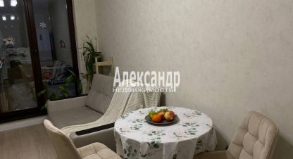 Продам квартиру 1 комнатную с общей площадью 42.9м2, 11/18 эт., на улице Ленинградская всеволожский  мурино менделеева, Всеволожский район, г. Мурино, Ленинградская обл., Россия, агентство Александр-Недвижимость. Фотография №1