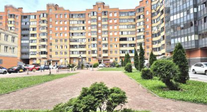 Продам квартиру с общей площадью 23.7м2, 10/10 эт., на улице Хохлова ул, г. Гатчина, Ленинградская обл., Россия, агентство РЕАЛ агентство недвижимости. Фотография №1