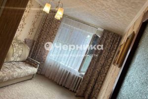 Продам квартиру 2-х комнатную с общей площадью 48.2м2, 2/5 эт., на улице Авиаторов, г. Новочеркасск, Ростовская обл., Россия, агентство АН Черника