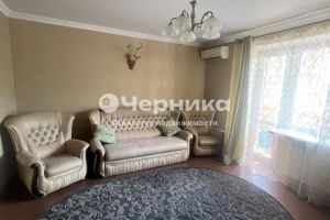Продам квартиру 3-х комнатную с общей площадью 60.1м2, 2/5 эт., на улице Поворотная, г. Новочеркасск, Ростовская обл., Россия, агентство АН Черника