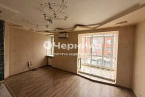 Продам квартиру 3-х комнатную с общей площадью 64м2, 4/5 эт., на улице Победа Революции пр-кт, г. Шахты, Ростовская обл., Россия, агентство АН Черника Продам квартиру 3-х комнатную с общей площадью 64м2, 4/5 эт., на улице Победа Революции пр-кт, г. Шахты, Ростовская обл., Россия, агентство АН Черника