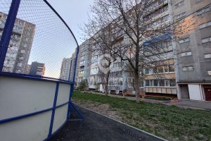 Продам квартиру 3-х комнатную с общей площадью 64.7м2, 9/9 эт., на улице Химиков, г. Череповец, Вологодская обл., Россия, агентство Ваш Вариант