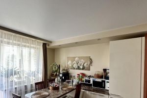 Продам квартиру 2-х комнатную с общей площадью 57.6м2, 1/3 эт., на улице Большая луговая, г. Ярославль, Ярославская обл., Россия, агентство Ваш Вариант Продам квартиру 2-х комнатную с общей площадью 57.6м2, 1/3 эт., на улице Большая луговая, г. Ярославль, Ярославская обл., Россия, агентство Ваш Вариант